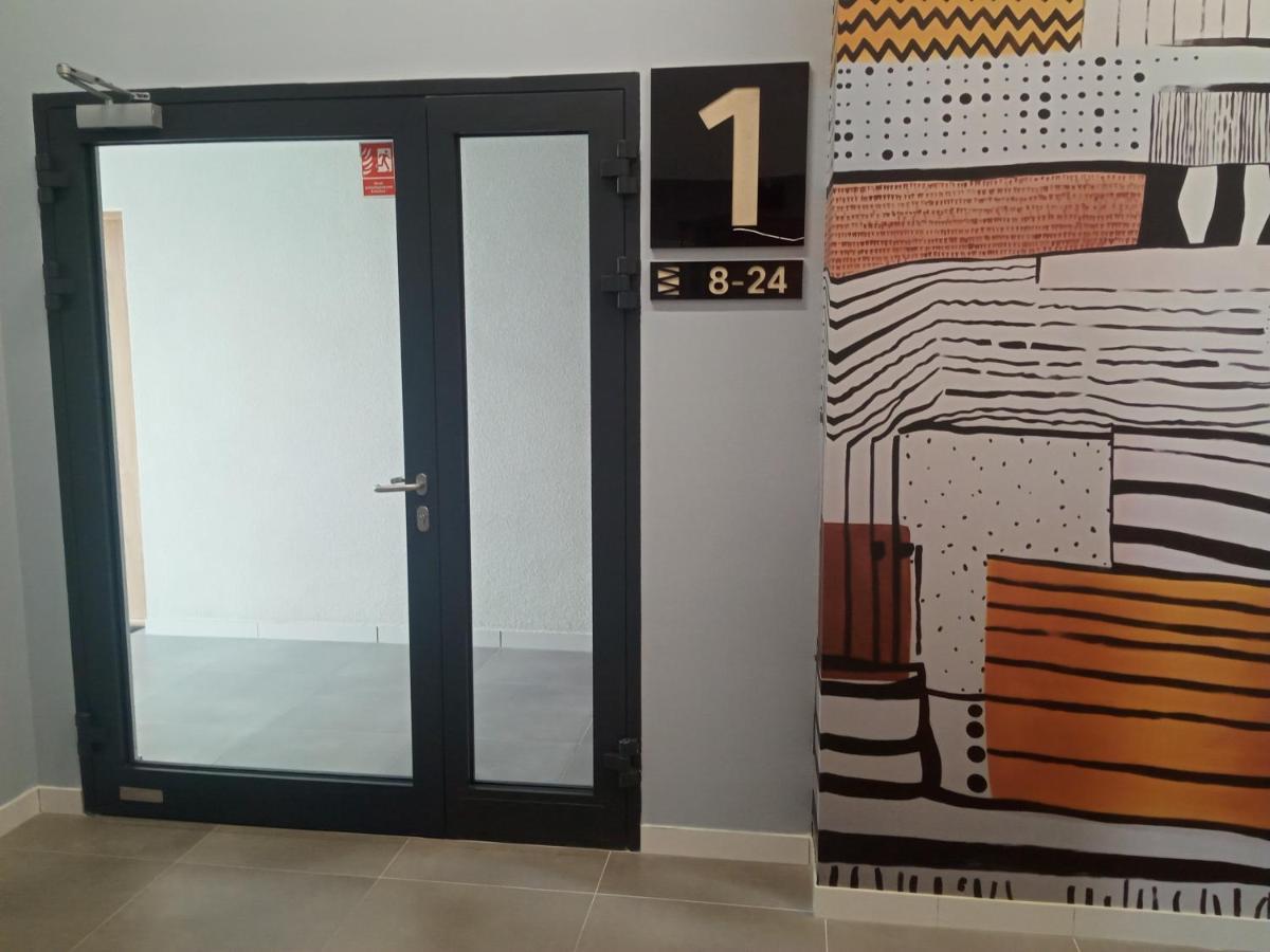 Wroclove Airport Loft Wroclaw Ngoại thất bức ảnh